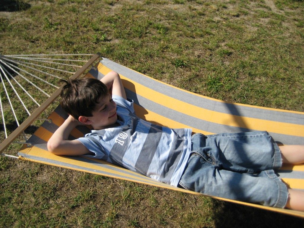 Wie wär`s mit neuen Gartenmöbeln? | Helgas Garten