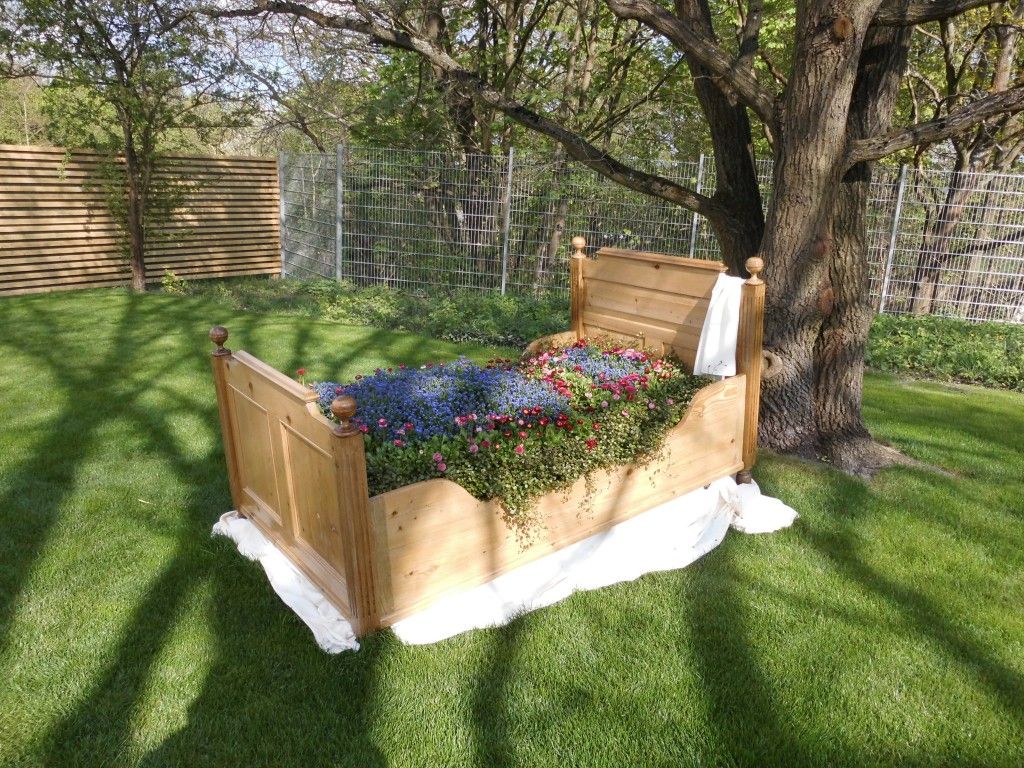 Ein Bett voller Blüten Helgas Garten